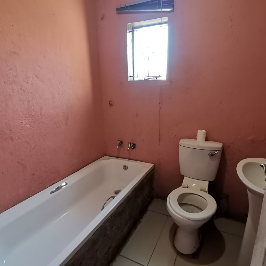 3 Bedroom Property for Sale in Lethlabile North West